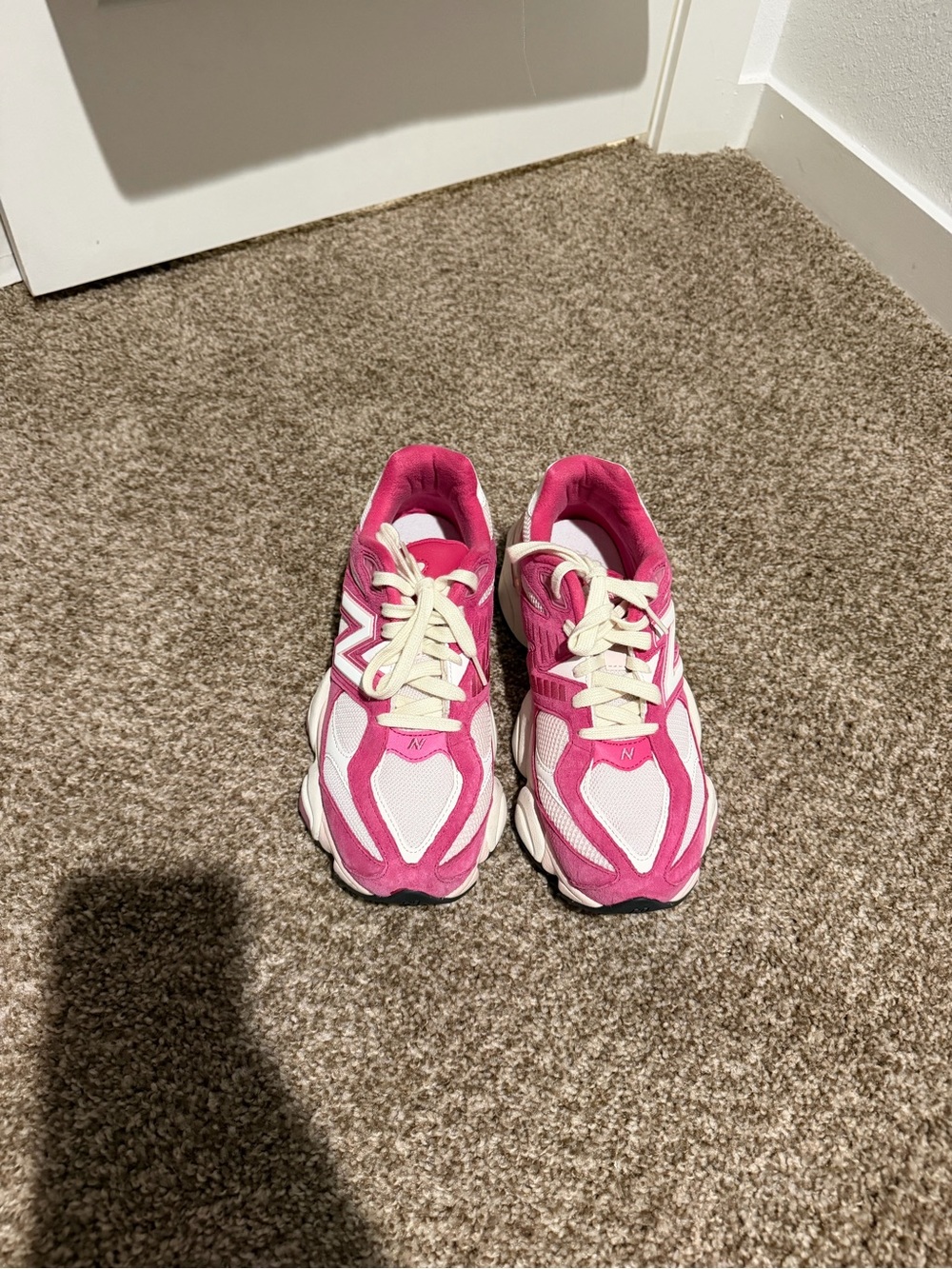 Women’s Pink New Balance 9060